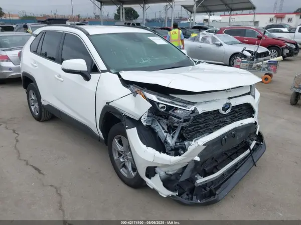 JTMMWRFV9RD263701 2024 TOYOTA RAV 4 - Image 1