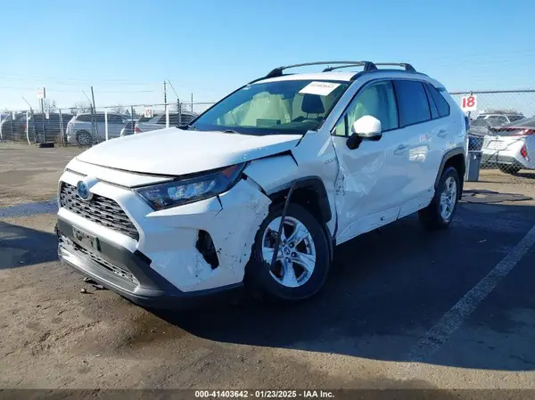 JTMMWRFVXKD016919 2019 TOYOTA RAV 4 - Image 2