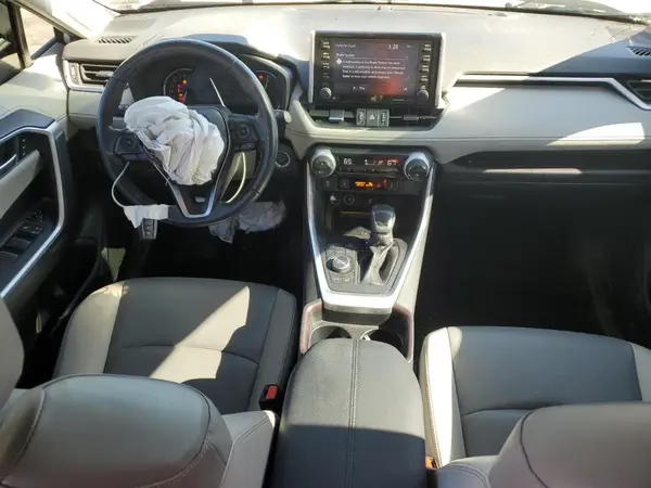 JTMN1RFV2KD503518 2019 TOYOTA RAV 4 - Image 8