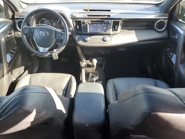 JTMNFREV0HJ706274 2017 TOYOTA RAV 4 - Image 8