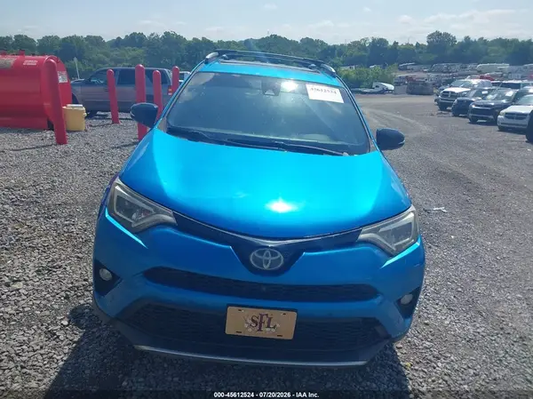 2016 TOYOTA RAV 4 auction photo 6