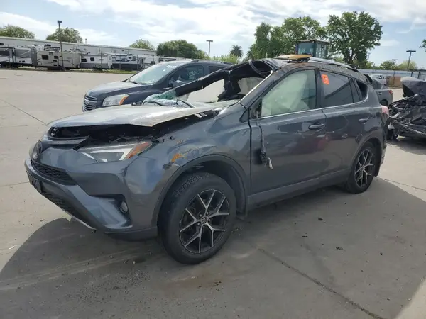 JTMNFREV1HD106362 2017 TOYOTA RAV 4 - Image 1