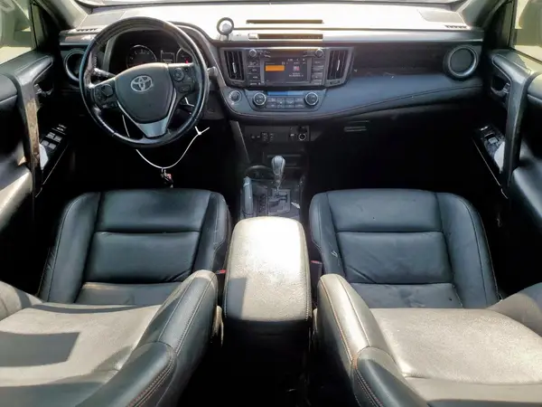 JTMNFREV1JJ736874 2018 TOYOTA RAV 4 - Image 8