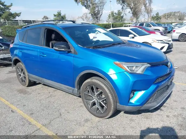JTMNFREV7GJ069768 2016 TOYOTA RAV 4 - Image 1