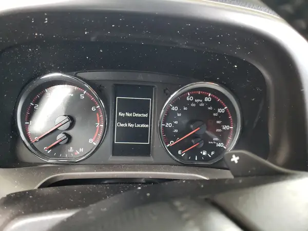 JTMNFREV8GJ077913 2016 TOYOTA RAV 4 - Image 8