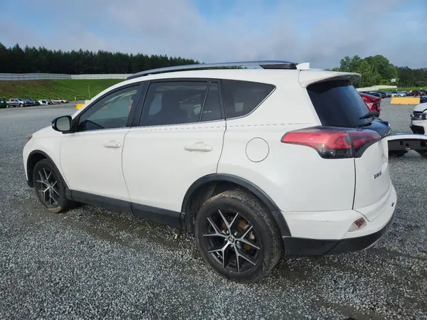 JTMNFREV8JJ730330 2018 TOYOTA RAV 4 - Image 2