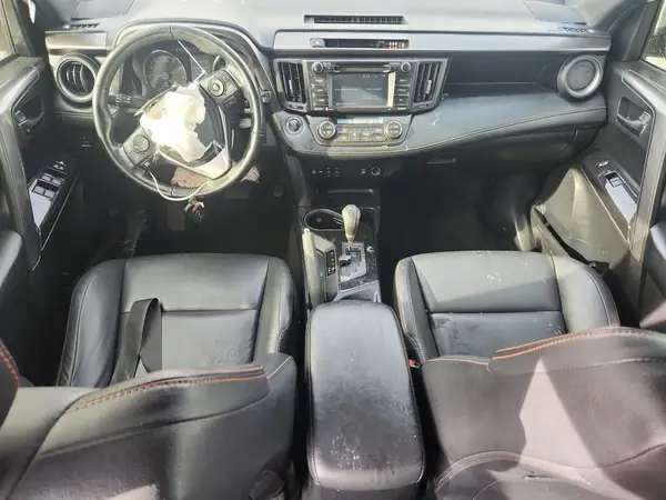 JTMNFREV8JJ730330 2018 TOYOTA RAV 4 - Image 8