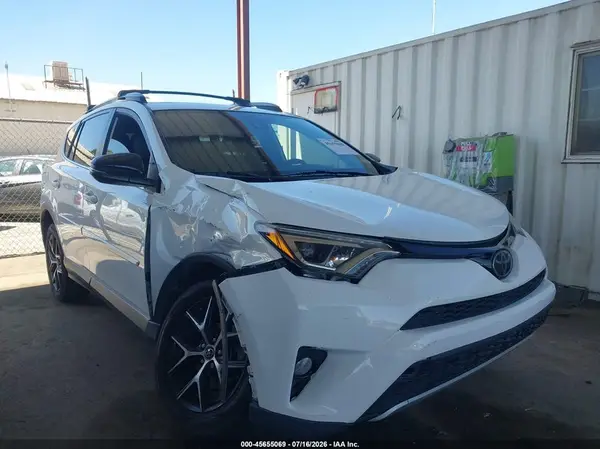 JTMNFREV8JJ741263 2018 TOYOTA RAV 4 - Image 1