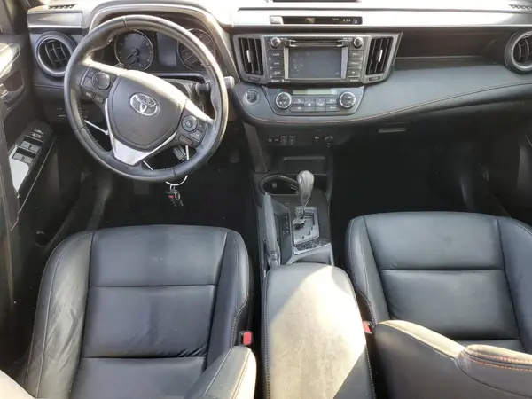 JTMNFREV8JJ745054 2018 TOYOTA RAV 4 - Image 8