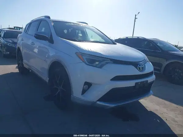 JTMNFREV9GJ069030 2016 TOYOTA RAV 4 - Image 1