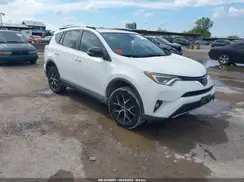 JTMNFREV9JJ753289 2018 TOYOTA RAV 4