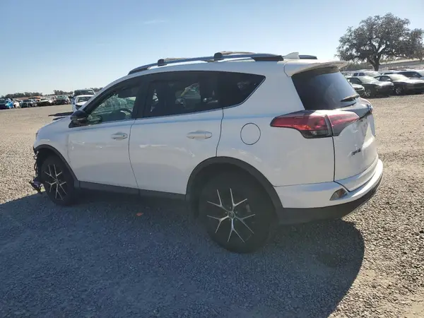 JTMNFREVXHJ710283 2017 TOYOTA RAV 4 - Image 2