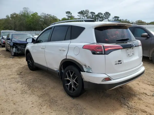 JTMNFREVXJD116040 2018 TOYOTA RAV 4 - Image 2
