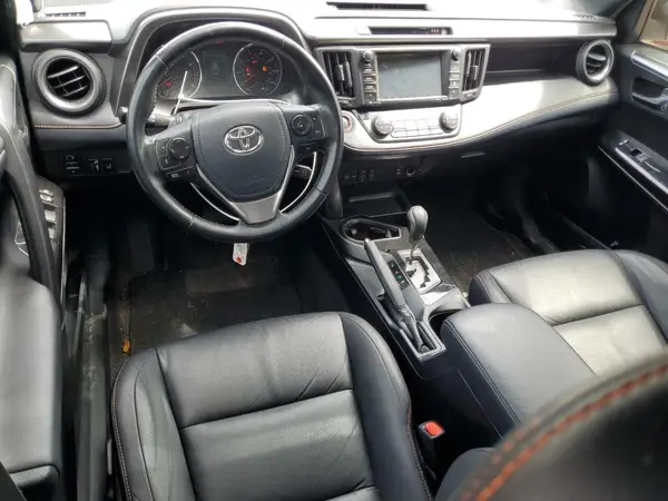 JTMNFREVXJD116040 2018 TOYOTA RAV 4 - Image 8