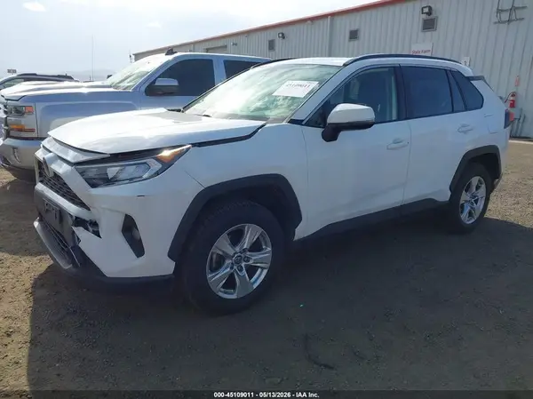 JTMP1RFV0KD004337 2019 TOYOTA RAV 4 - Image 2