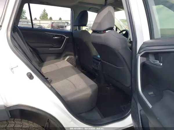 JTMP1RFV0KD004337 2019 TOYOTA RAV 4 - Image 8