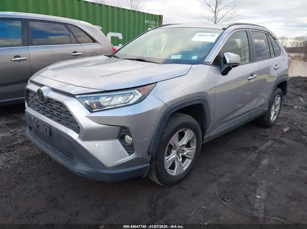 JTMP1RFV0KD018058 2019 TOYOTA RAV 4 - Image 2