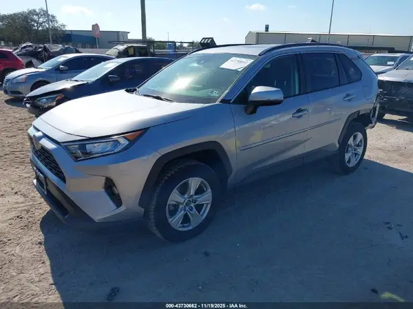 JTMP1RFV0KD022210 2019 TOYOTA RAV 4 - Image 2