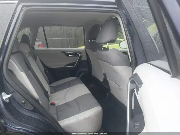 JTMP1RFV0KD034616 2019 TOYOTA RAV 4 - Image 8