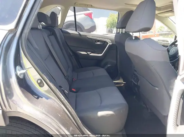 JTMP1RFV0KD510962 2019 TOYOTA RAV 4 - Image 8