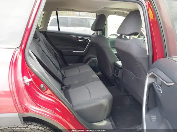 JTMP1RFV1KD019901 2019 TOYOTA RAV 4 - Image 8