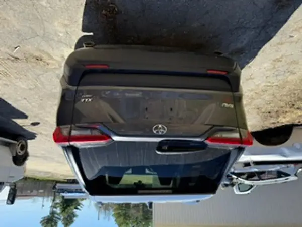 JTMP1RFV1KD021695 2019 TOYOTA RAV 4 - Image 2