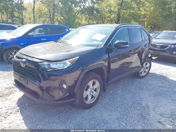 JTMP1RFV1KD023530 2019 TOYOTA RAV 4 - Image 2