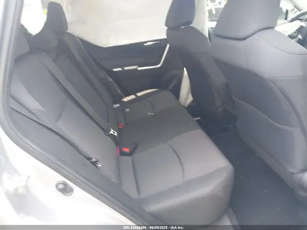 JTMP1RFV1KD030509 2019 TOYOTA RAV 4 - Image 8