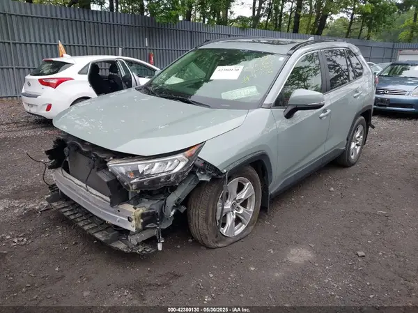 JTMP1RFV1MD079776 2021 TOYOTA RAV 4 - Image 2