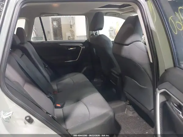 JTMP1RFV2KD027232 2019 TOYOTA RAV 4 - Image 8