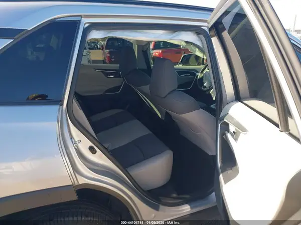JTMP1RFV2KD514303 2019 TOYOTA RAV 4 - Image 8