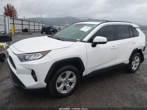 JTMP1RFV2LD049815 2020 TOYOTA RAV 4 - Image 2