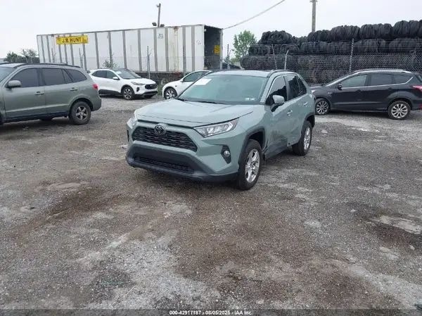 JTMP1RFV2MD075946 2021 TOYOTA RAV 4 - Image 2