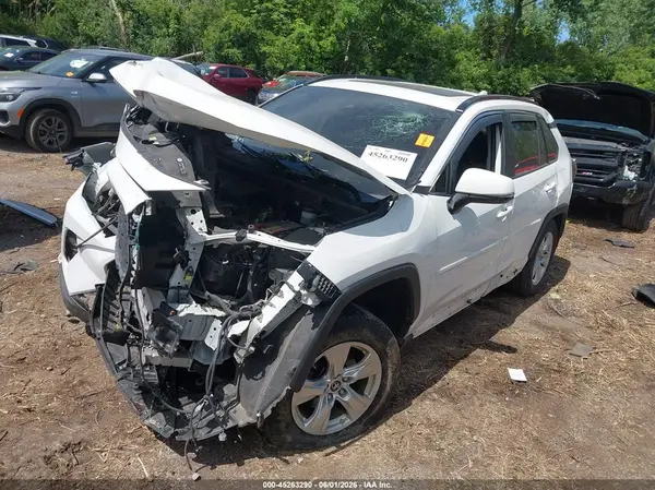 JTMP1RFV3KD002730 2019 TOYOTA RAV 4 - Image 2