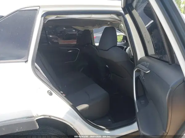 JTMP1RFV3KD002730 2019 TOYOTA RAV 4 - Image 8