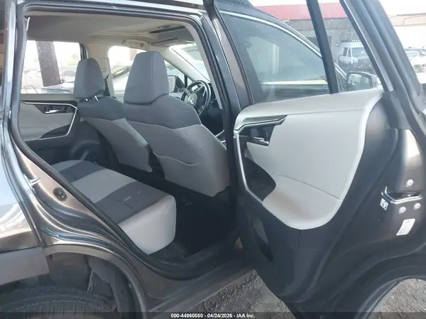 JTMP1RFV3KD007488 2019 TOYOTA RAV 4 - Image 8