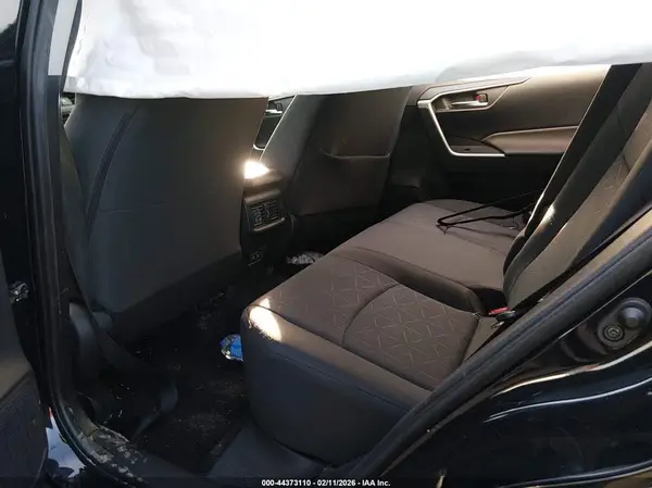 JTMP1RFV3KD014280 2019 TOYOTA RAV 4 - Image 8