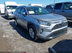 JTMP1RFV3KD015896 2019 TOYOTA RAV 4