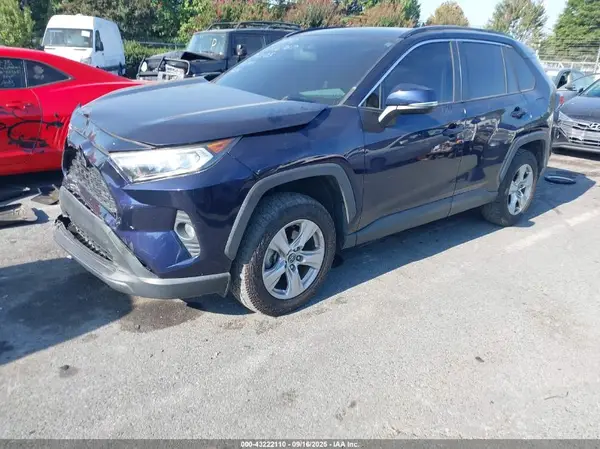 JTMP1RFV3KD026767 2019 TOYOTA RAV 4 - Image 2