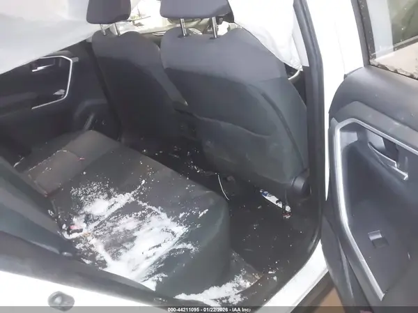 JTMP1RFV3KD041768 2019 TOYOTA RAV 4 - Image 8