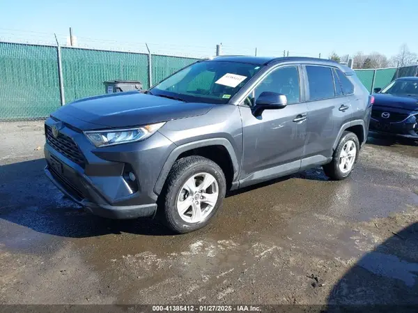 JTMP1RFV3KD514195 2019 TOYOTA RAV 4 - Image 2