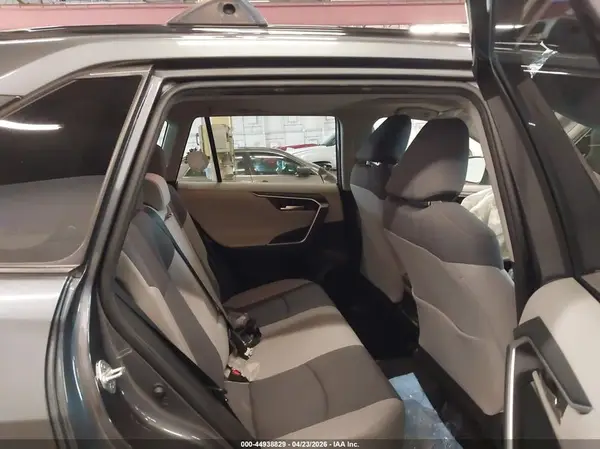 JTMP1RFV3KD523060 2019 TOYOTA RAV 4 - Image 8