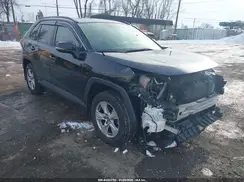 JTMP1RFV3KJ003099 2019 TOYOTA RAV 4