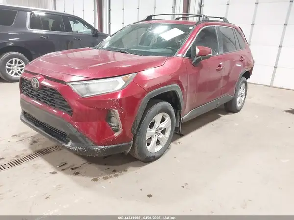 JTMP1RFV3KJ017939 2019 TOYOTA RAV 4 - Image 2