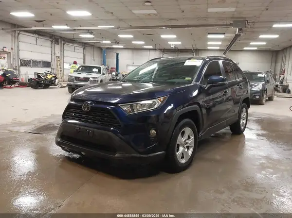 JTMP1RFV3MD071386 2021 TOYOTA RAV 4 - Image 2