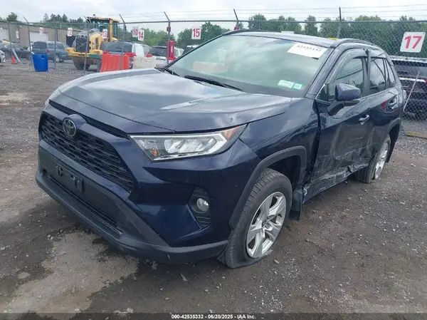 JTMP1RFV3MD072909 2021 TOYOTA RAV 4 - Image 2