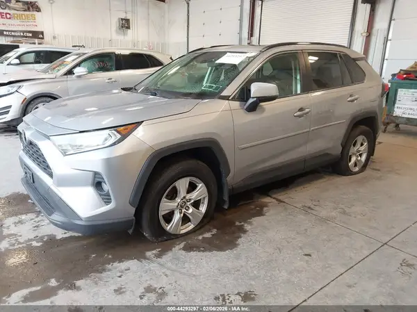 JTMP1RFV4KD021125 2019 TOYOTA RAV 4 - Image 2