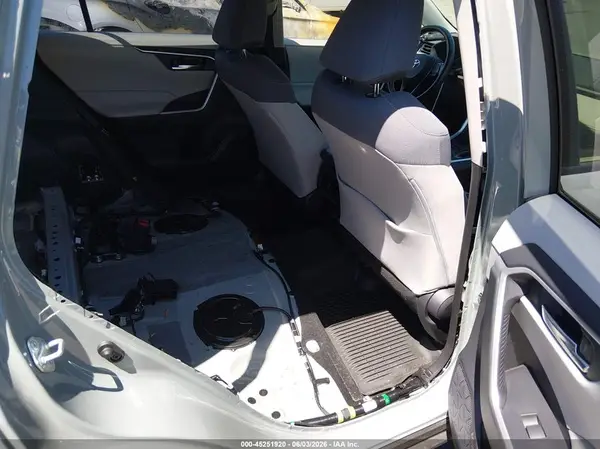 JTMP1RFV4KD044825 2019 TOYOTA RAV 4 - Image 8