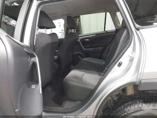 JTMP1RFV4KD510804 2019 TOYOTA RAV 4 - Image 8