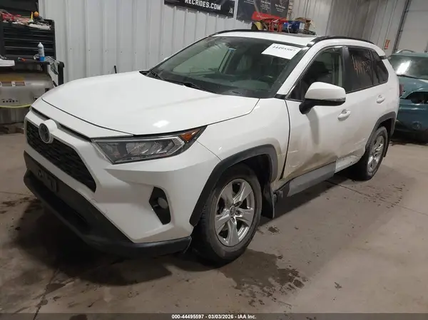 JTMP1RFV4KJ020185 2019 TOYOTA RAV 4 - Image 2